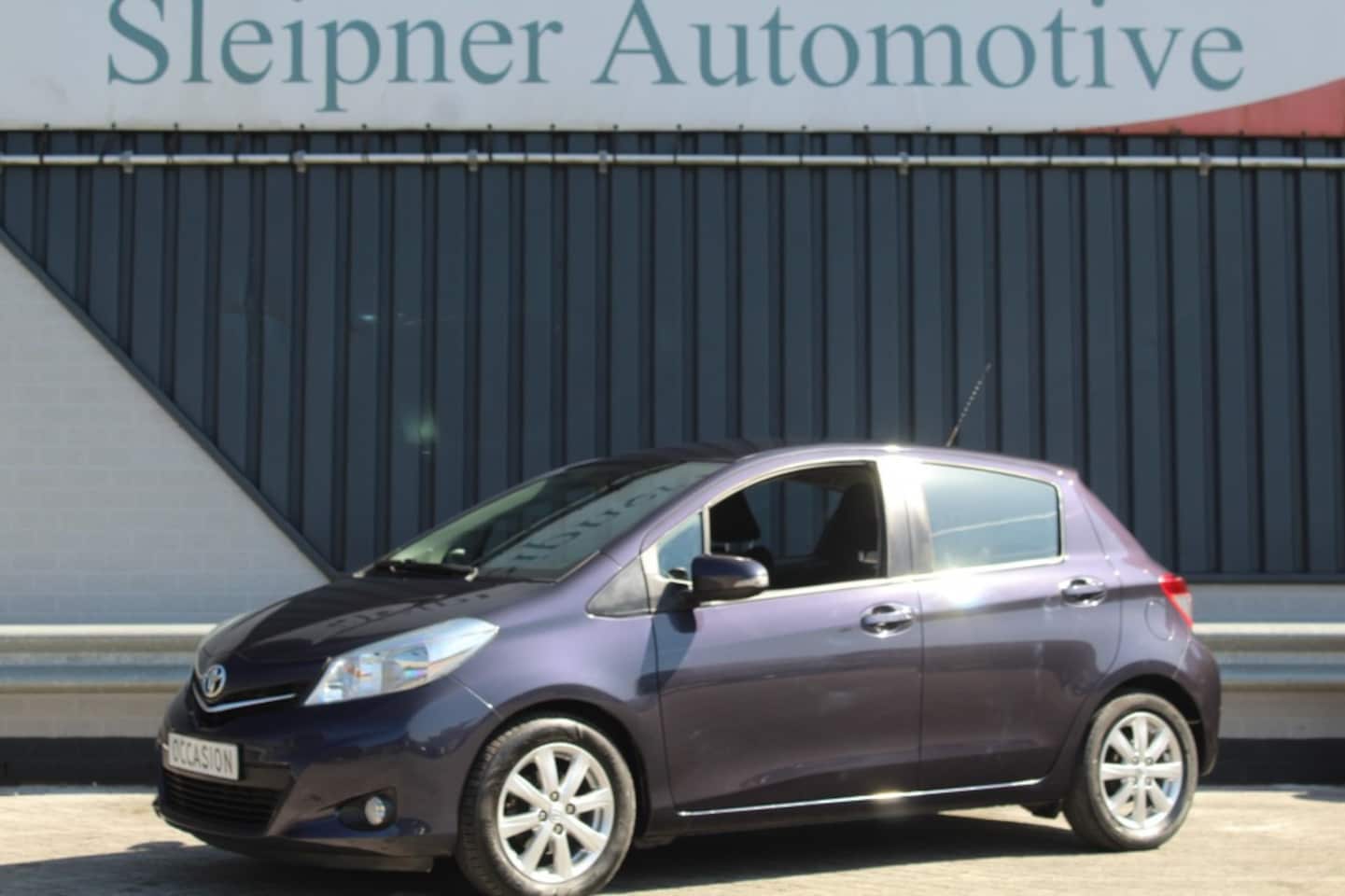 Toyota Yaris - 1.0 VVT-i Tendance/ Airco/ Nette Auto /Weinig Kilometers!! - AutoWereld.nl