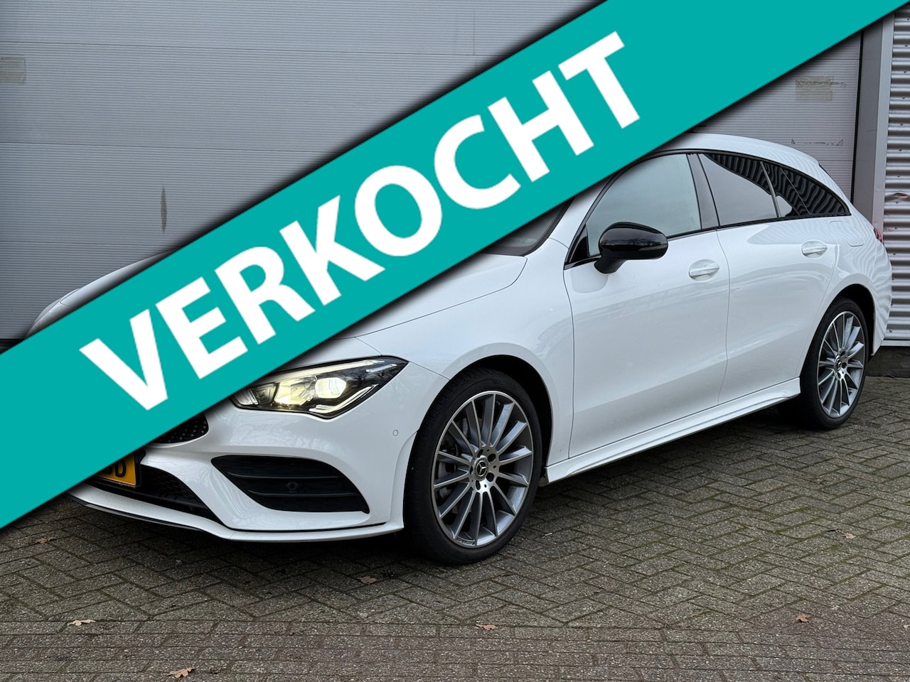 Mercedes-Benz CLA-klasse Shooting Brake - 250 e AMG Line l Pano l ILS l Virtual l Sfeerverlichting l VDOH l - AutoWereld.nl
