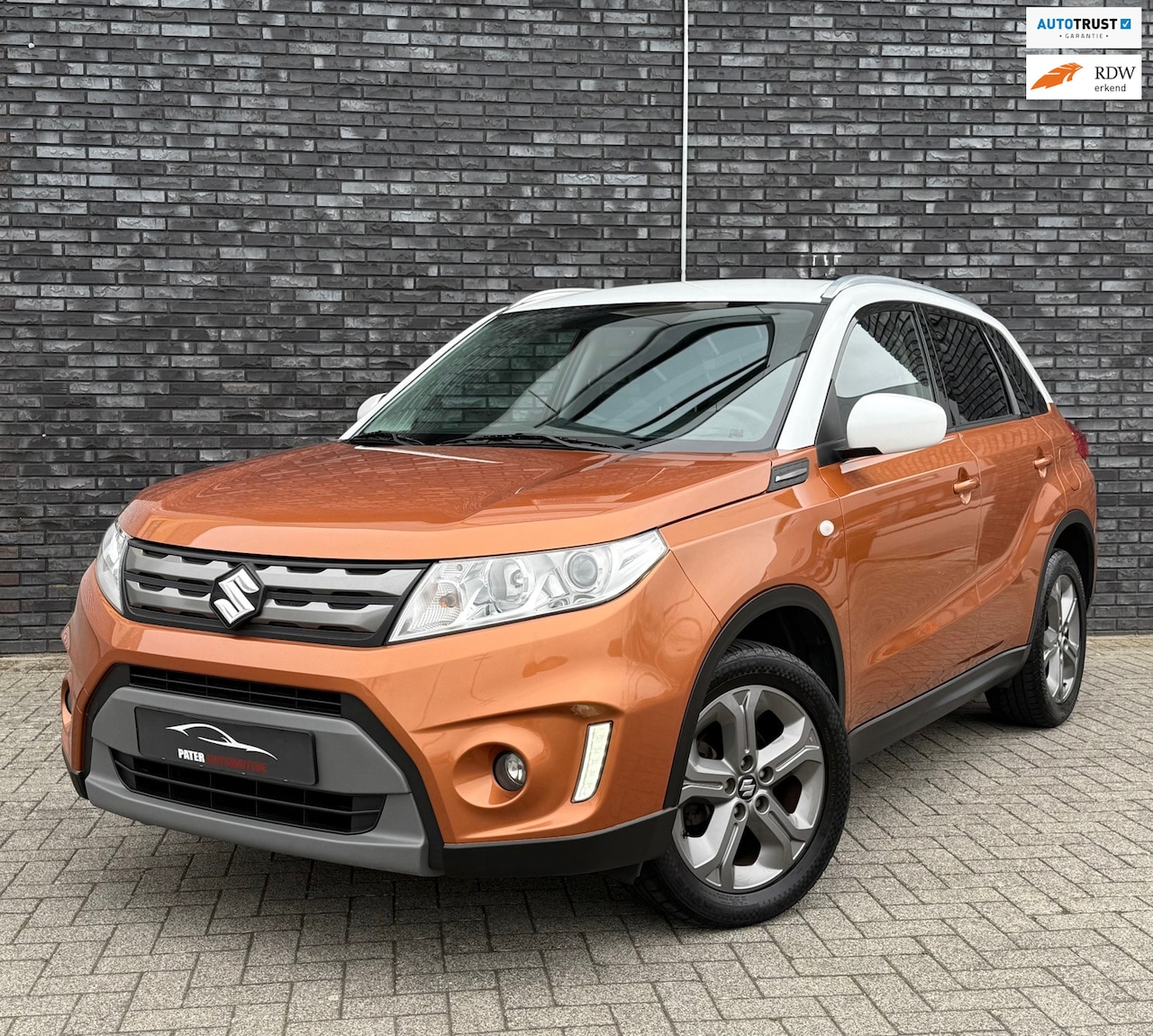 Suzuki Vitara - 1.6 High Executive Two Tone|Camera|Cruise|Trekhaak|Stoelverwarming - AutoWereld.nl