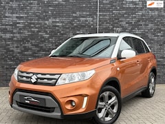 Suzuki Vitara - 1.6 High Executive Two Tone|Camera|Cruise|Trekhaak|Stoelverwarming