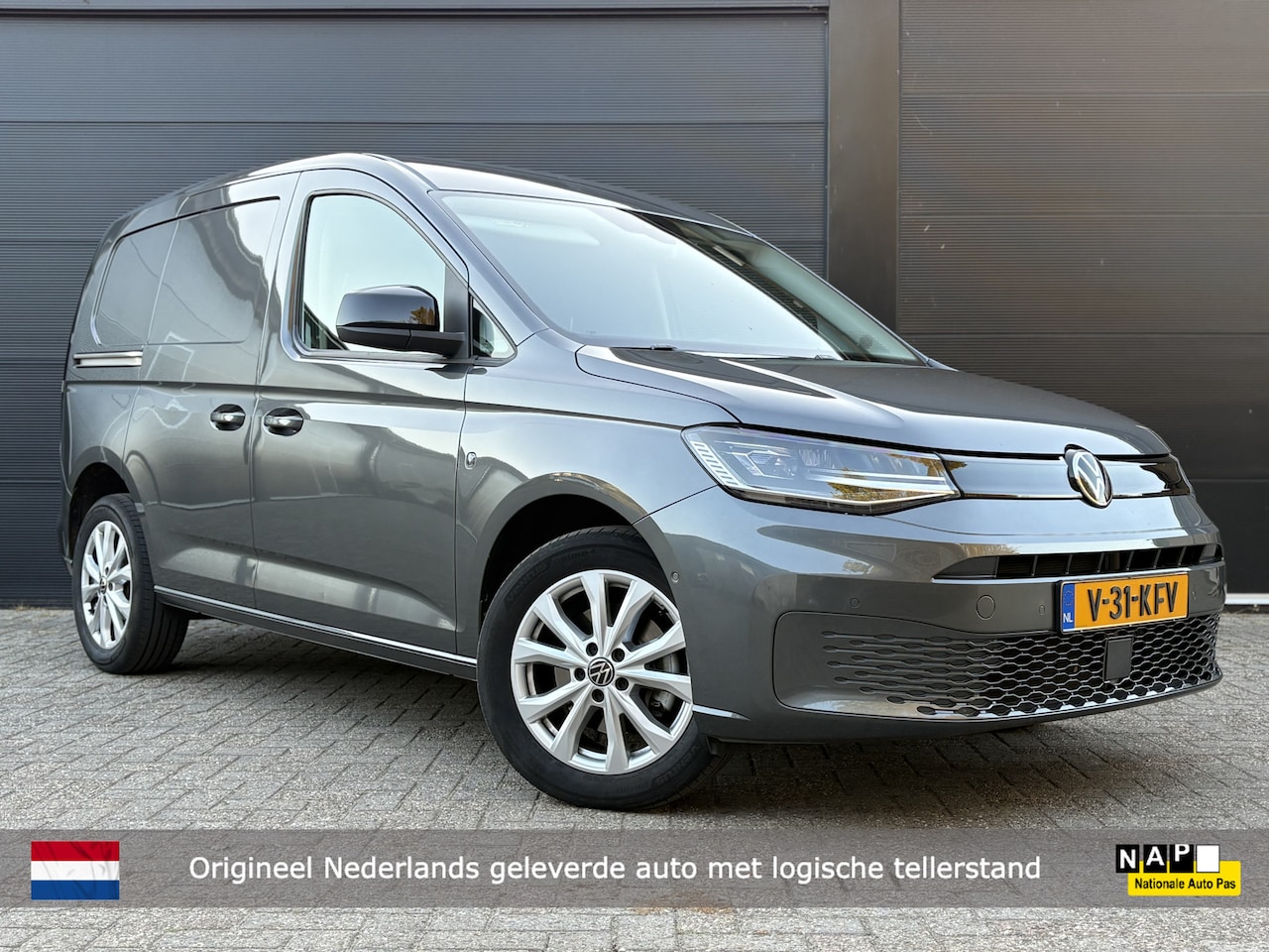 Volkswagen Caddy Cargo - 2.0 TDI Style DSG | 2x schuifdeur | ACC | LED | Blindspot | Keyless | Trekhaak | NL-auto - AutoWereld.nl