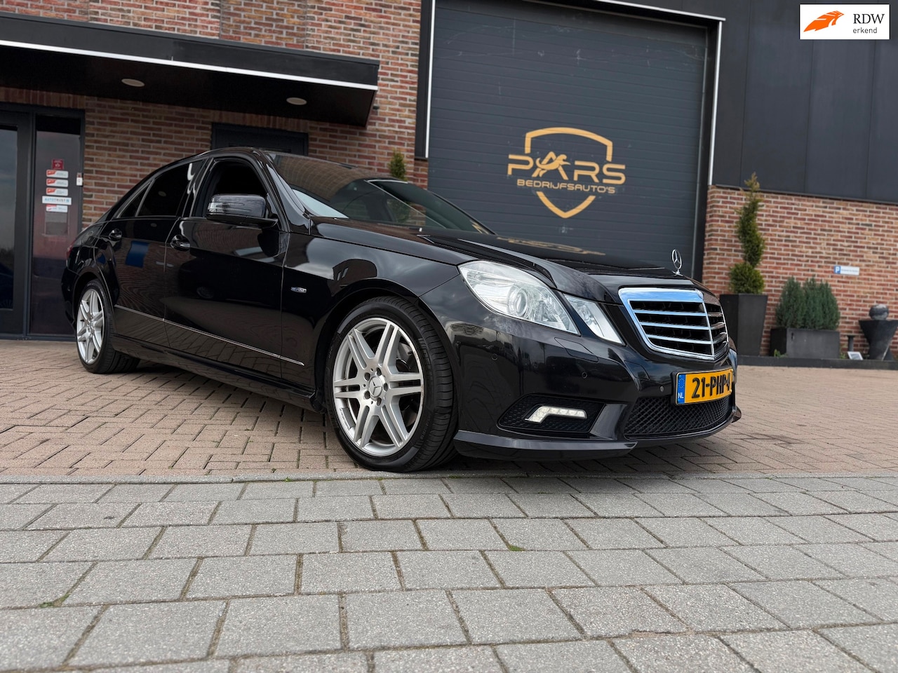Mercedes-Benz E-klasse - 350 CDI Avantgarde Pano Automaat 231PK Airco Cruise Navi Elk.Ramen - AutoWereld.nl