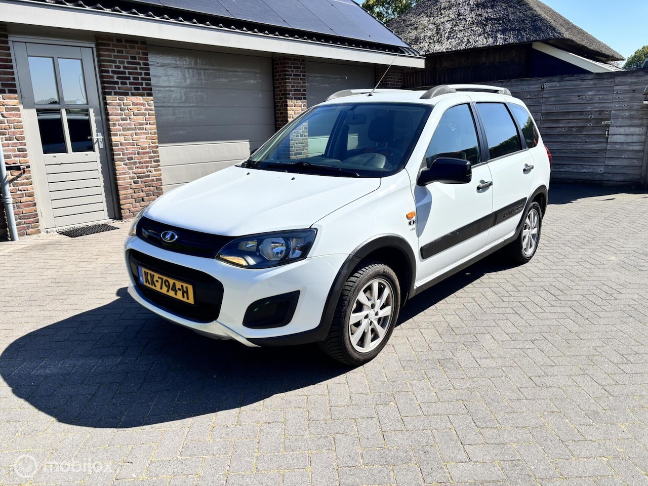 Lada Kalina - Cross 2194 - AutoWereld.nl