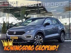 Volkswagen T-Roc - 1.5 TSI Sport Business R