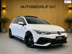 Volkswagen Golf - 2.0 TSI GTI Clubsport 300pk Panoramadak Camera ACC Weinig KM
