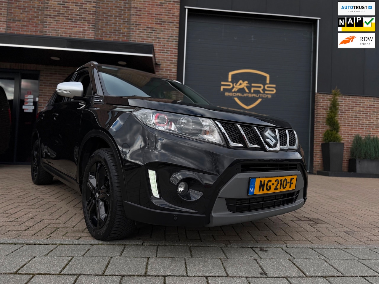 Suzuki Vitara - 1.4 S Boosterjet SUV 140PK Airco Navi Cruise Control Keyless Entry Camera Elk.Ramen Trekha - AutoWereld.nl