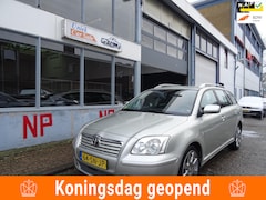 Toyota Avensis Wagon - 2.0 VVTi Executive