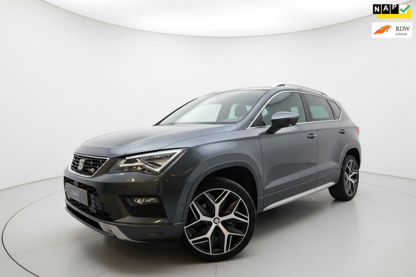 SEAT Ateca - 1.5 TSI FR AUTOMAAT LEER 360 CAMERA SFEERV NAP - AutoWereld.nl