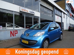 Peugeot 107 - 1.0-12V XR