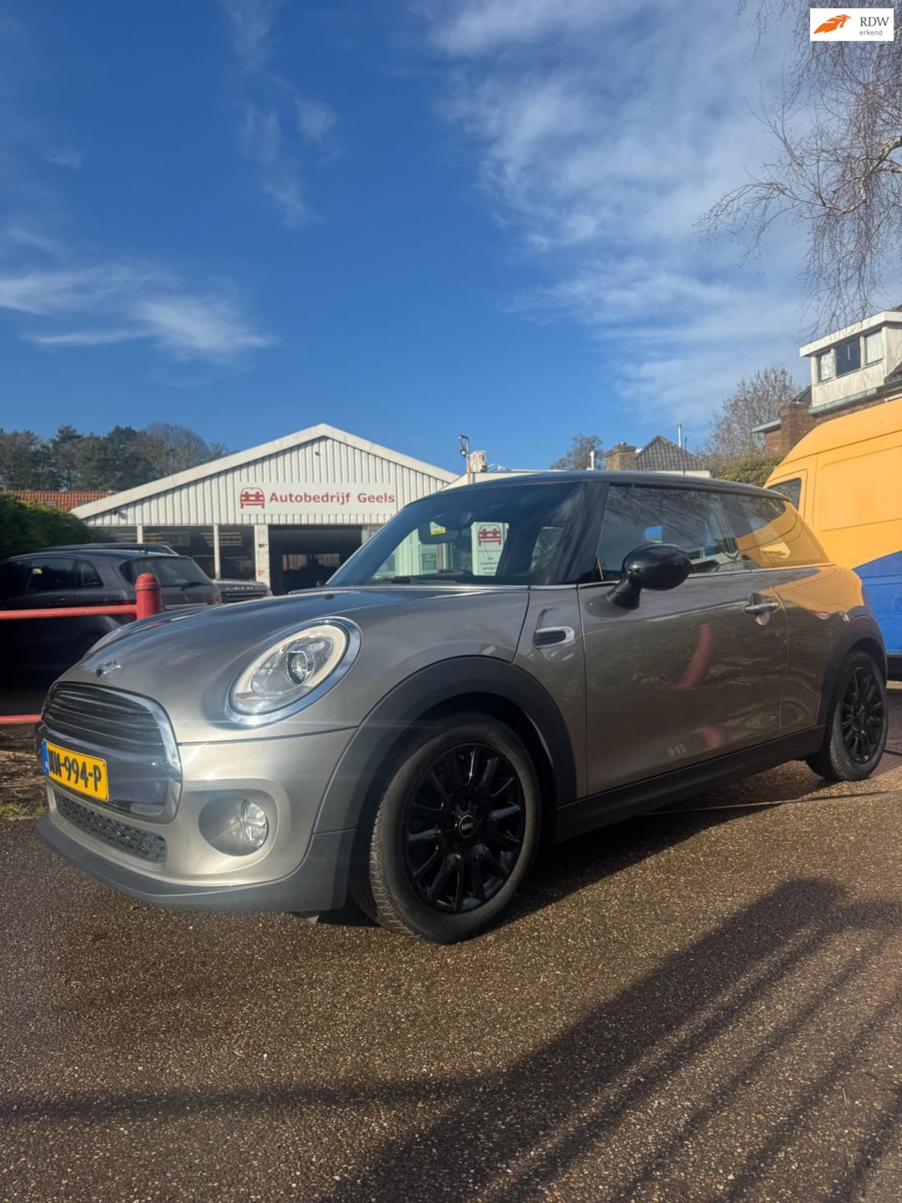 MINI Cooper - Mini 1.5 Pepper Serious Business - AutoWereld.nl