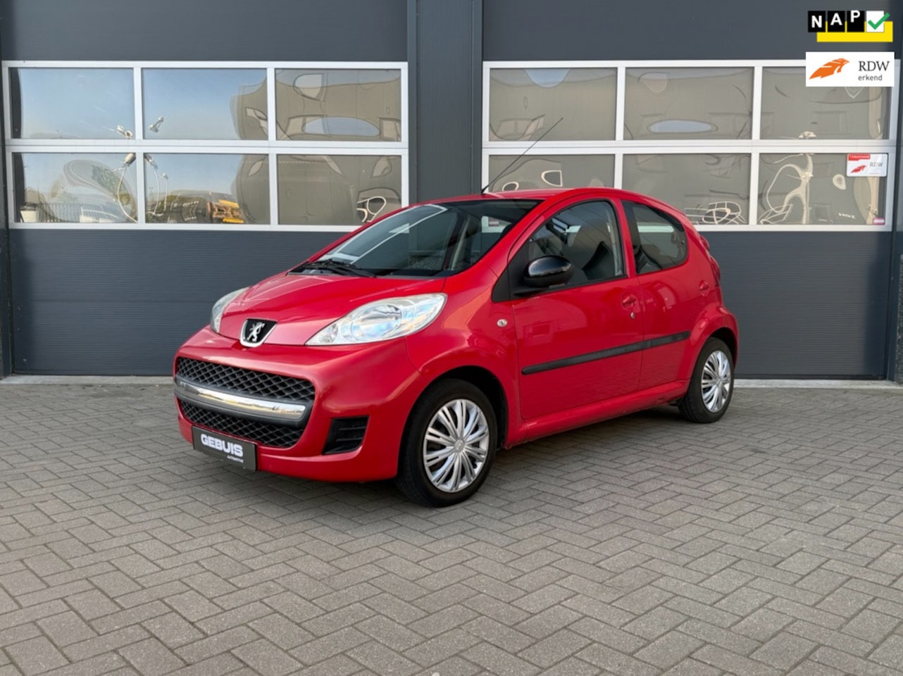 Peugeot 107 - 1.0 Sublime*5 Drs*Airco*Elektr. Ramen*AUX - AutoWereld.nl
