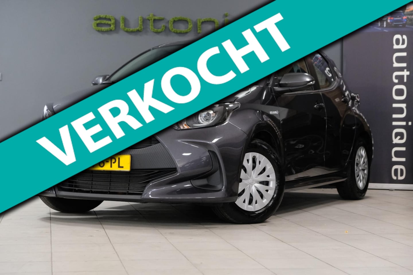 Toyota Yaris - 1.5 Hybrid Active automaat 8200km - AutoWereld.nl