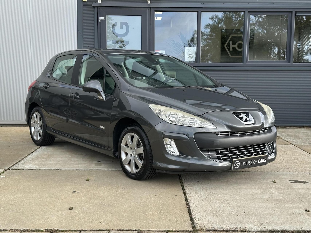 Peugeot 308 - 1.6 VTi Millesim 200 Clima Cruise Navi Trekhaak - AutoWereld.nl