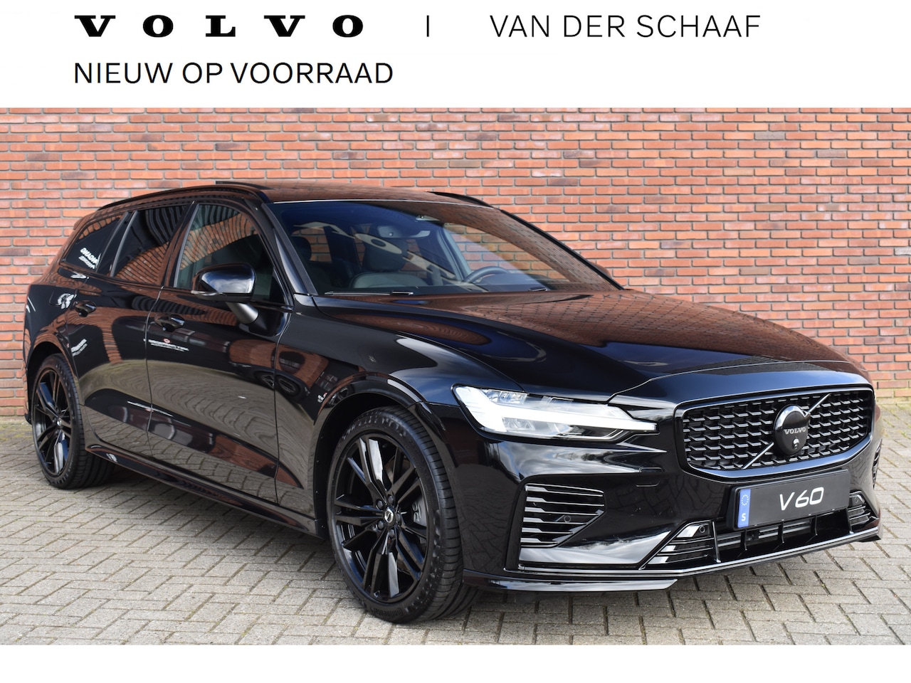 Volvo V60 - T8 455PK Plug-in hybrid AWD Plus Dark Performance Edition | Styling Kit | 19'' | Premium P - AutoWereld.nl