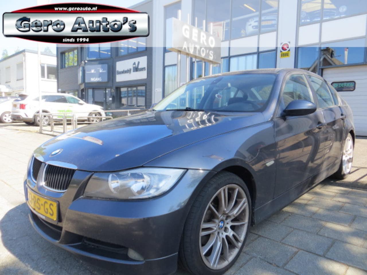 BMW 3-serie - 320i Dynamic Executive export of handel ! - AutoWereld.nl