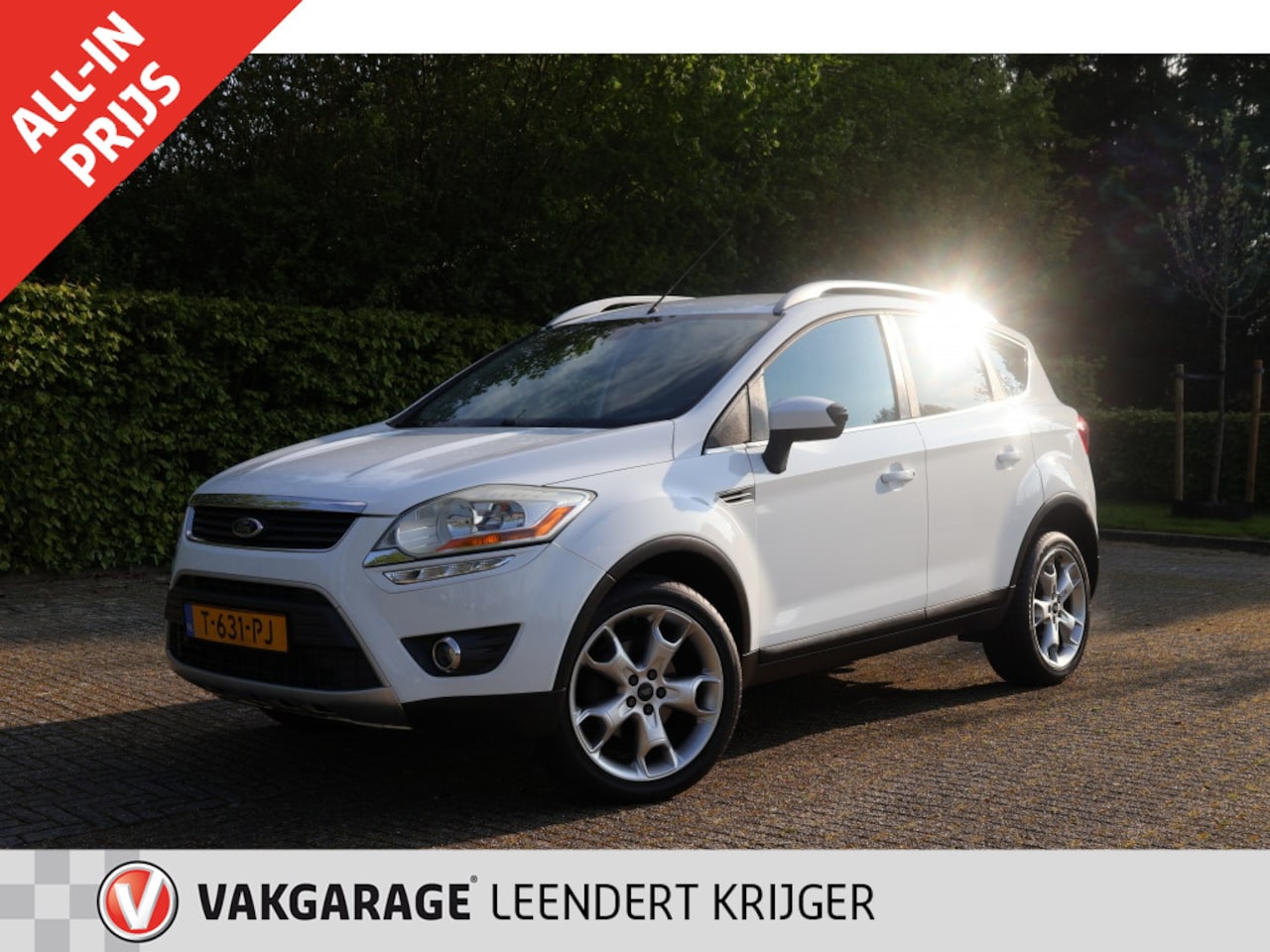 Ford Kuga - 2.5 20V Titanium|Trekhaak|12 maanden BOVAG garantie|Volledig rij - AutoWereld.nl