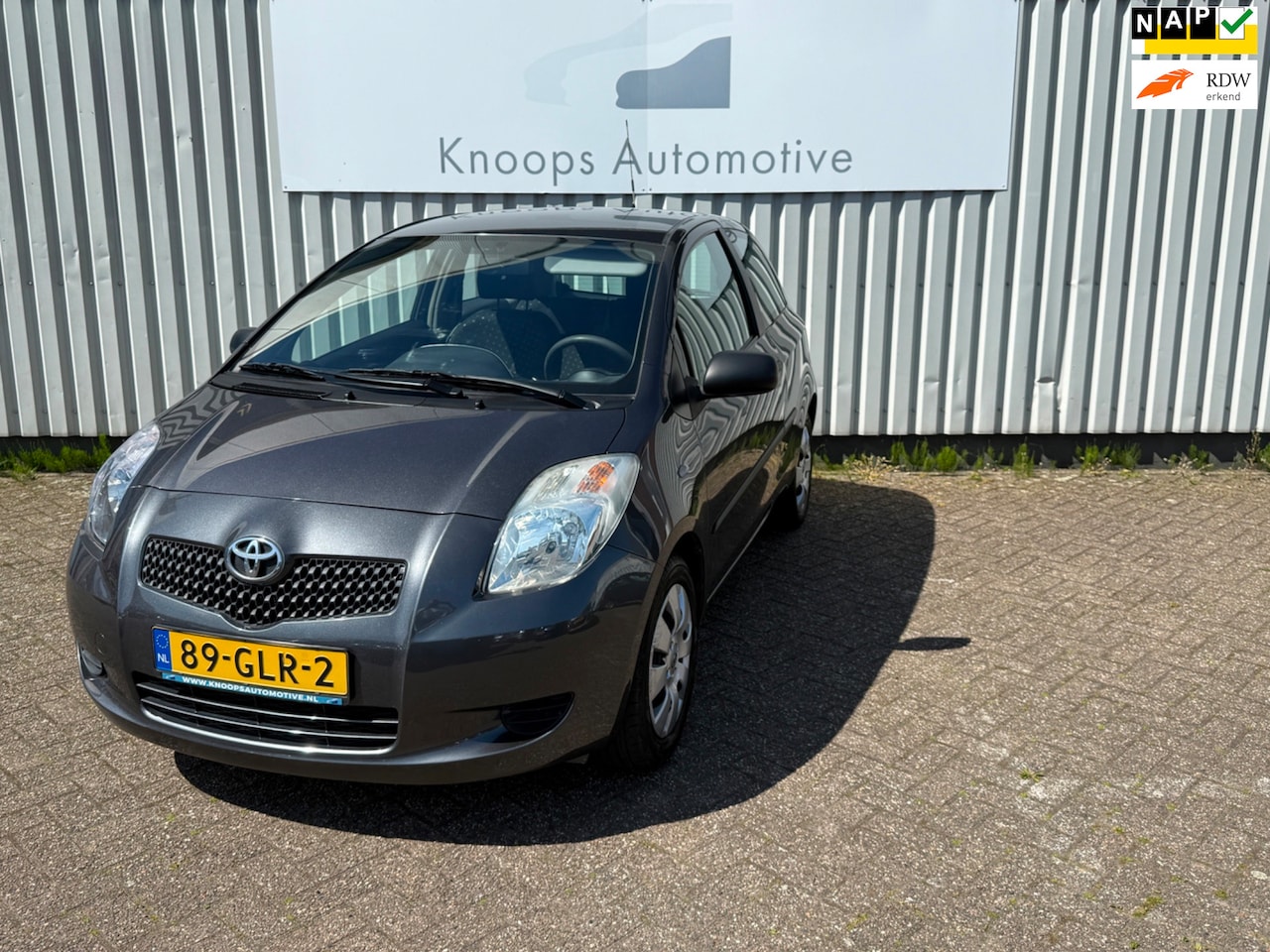 Toyota Yaris - 1.3 VVTi Terra 1.3 VVTi Terra Airco, Nw. Apk - AutoWereld.nl