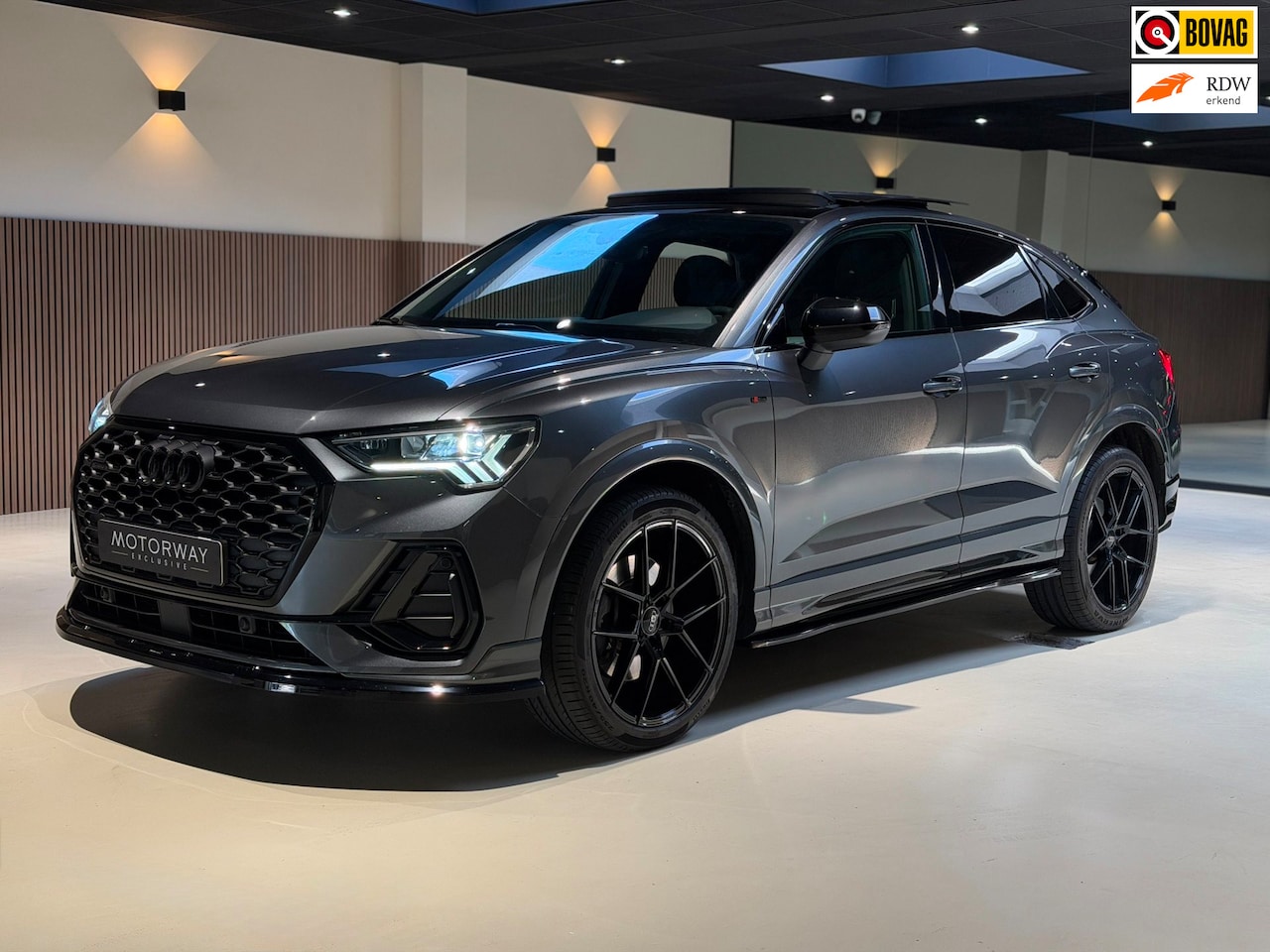 Audi Q3 Sportback - 45 TFSI quattro S Edition|Pano|B&O|Sportback|Camera - AutoWereld.nl