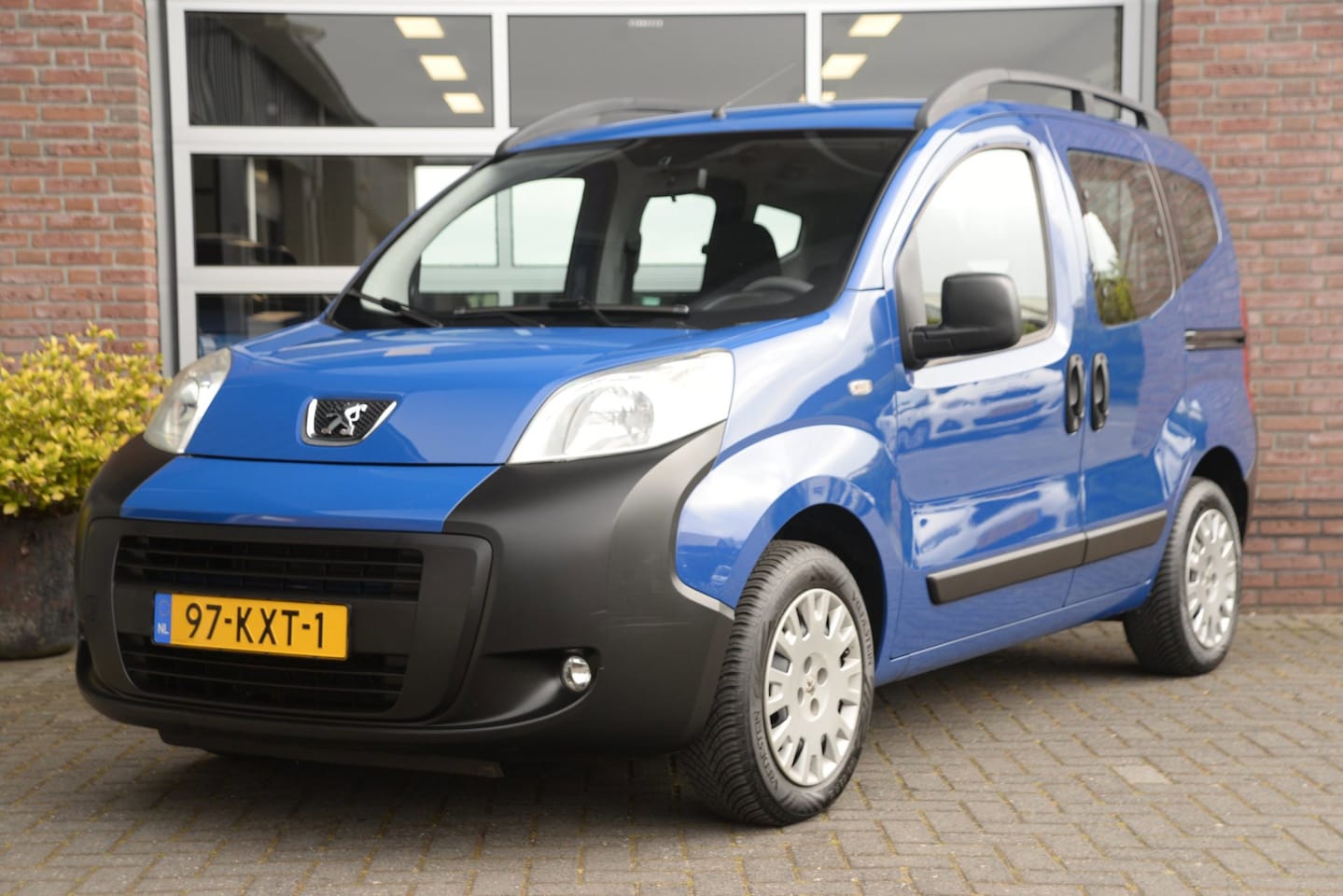 Peugeot Bipper Tepee - 1.4i | Airco | PDC | 2x Schuifdeur | Benzine | Trekhaak | - AutoWereld.nl