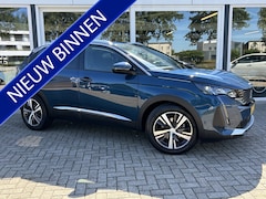 Peugeot 3008 - 1.2 PureTech Blue Lease Premium Nieuw model LED / Automaat / Carplay / Camera / Trekhaak