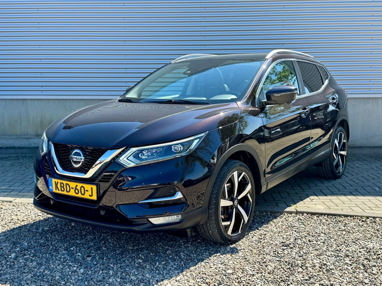 Nissan Qashqai - 1.3 140pk MHEV Tekna Plus [ leer,panodak,360 camera,trekhaak ] - AutoWereld.nl