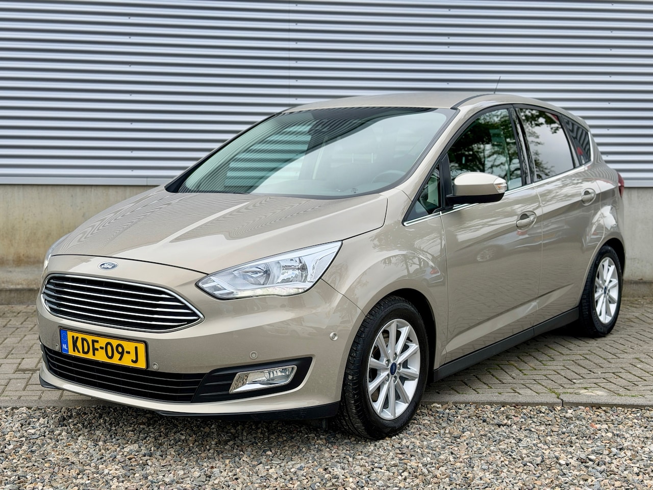 Ford C-Max - 1.5 Titanium 150pk [ trekhaak, Navi, dealer o.h ] - AutoWereld.nl