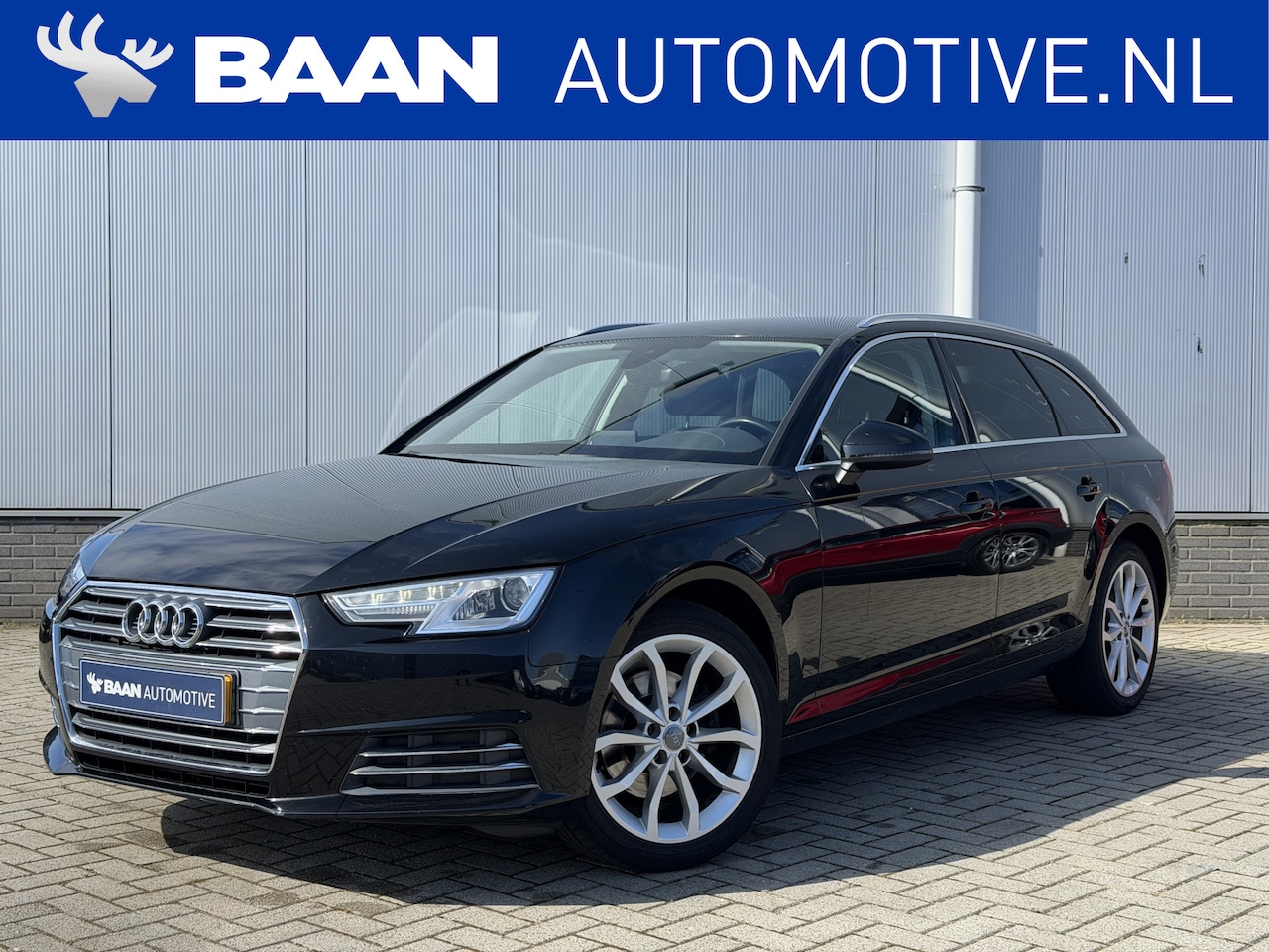Audi A4 Avant - 2.0 TDI Design | Navi | Keyless | Trekhaak - AutoWereld.nl