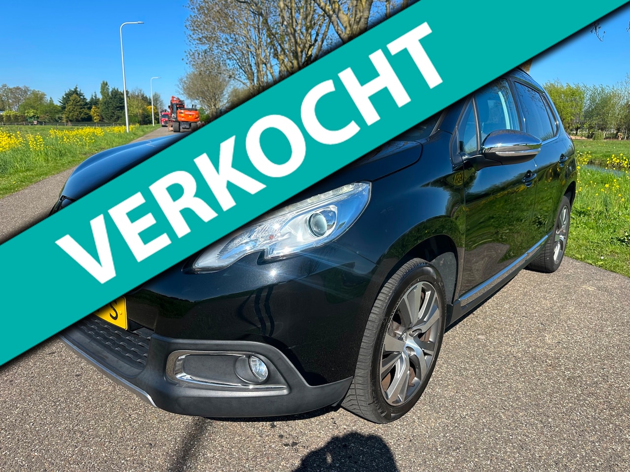 Peugeot 2008 - 1.2 PureTech Féline|navi|pano|alcantara| - AutoWereld.nl
