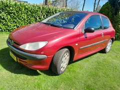 Peugeot 206 - 1.4 XR
