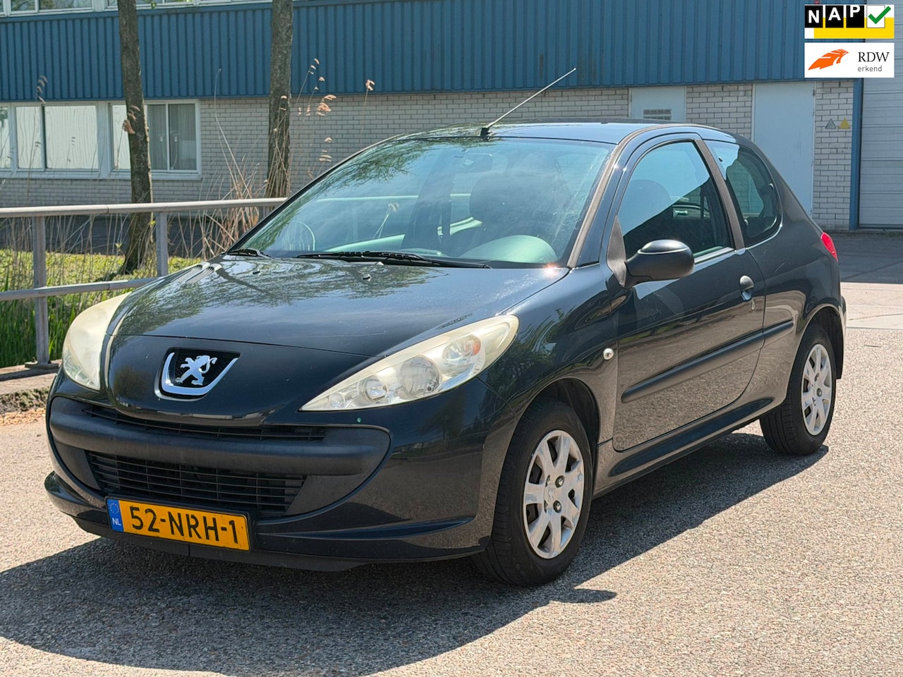 Peugeot 206 - 1.1 XR 2010 Airco! NAP! APK! - AutoWereld.nl
