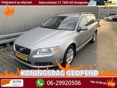 Volvo V70 - 2.0F Leer/Stof, Stoelvw, 189Dkm. Clima, Carkit, CC, PDC, LM, Trekh, nw. APK – Inruil Mogel