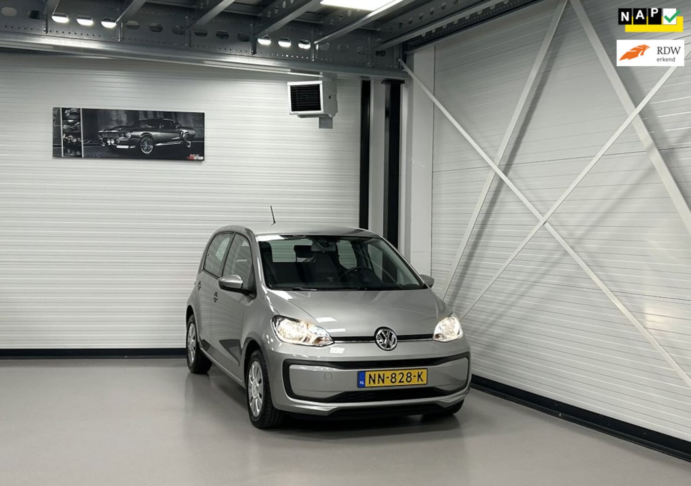 Volkswagen Up! - 1.0 BMT Move Up! Parkeersensoren/Bluetooth/Executive-pakket/CEB - AutoWereld.nl
