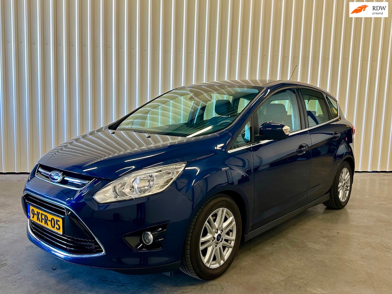 Ford C-Max - 1.0 Titanium 32.754km - AutoWereld.nl