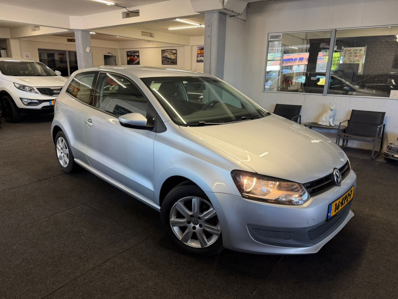 Volkswagen Polo - 1.4-16V AUTOMAAT*NAP*NAVI*velgen - AutoWereld.nl