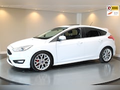 Ford Focus - 1.0 *Automaat* Pano|Carplay|Stoel/Stuurverw.|Navi|Cruise|Sfeerverlichting|Climate|Blind-sp