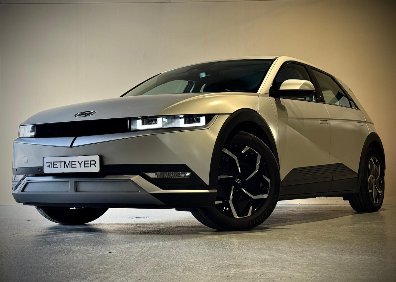 Hyundai IONIQ 5 - Lounge 73kWh - AutoWereld.nl