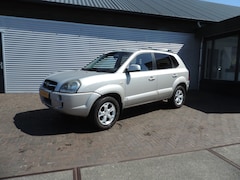 Hyundai Tucson - 2.7i V6 4WD Style