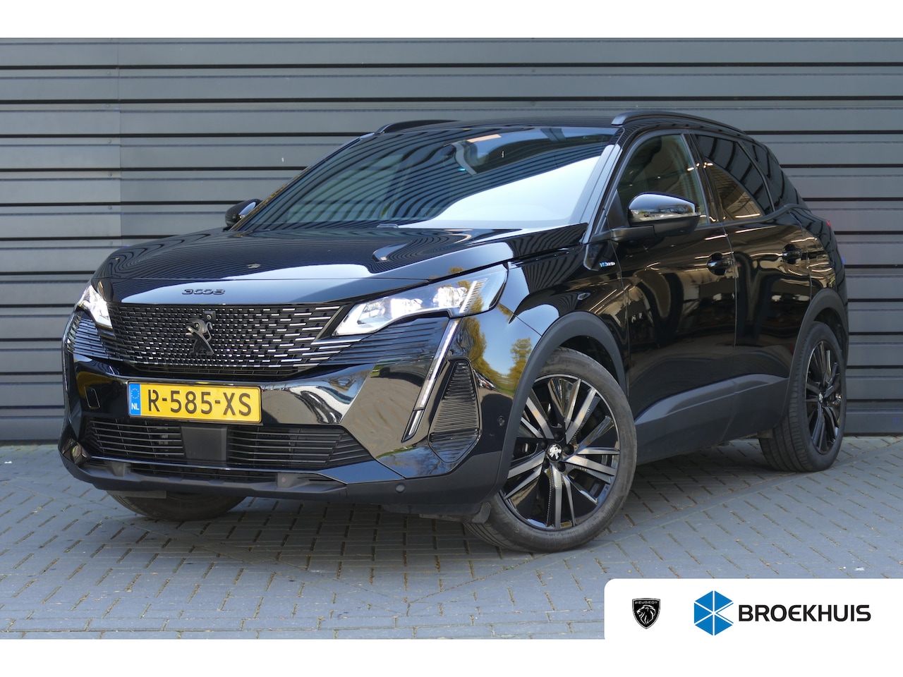 Peugeot 3008 - 1.6 HYBRID 225PK GT PACK AUTOMAAT / NAVI / ALCANTARA / CLIMA / CAMERA V+A / AGR / 19"LMV / - AutoWereld.nl