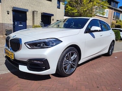 BMW 1-serie - 118i Executive Edition