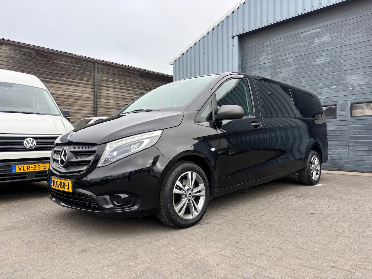 Mercedes-Benz Vito Tourer - 114 CDI Automaat Dubb Cab Airco Led - AutoWereld.nl