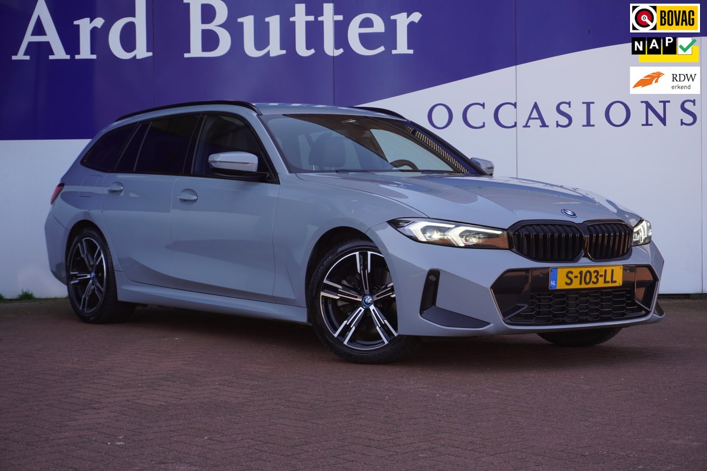 BMW 3-serie Touring - 320e M SPORT+leder+elek-Klep++stoel-verw+Led+camera+navigatie+sfeer-verlichting+Hifi-Syste - AutoWereld.nl