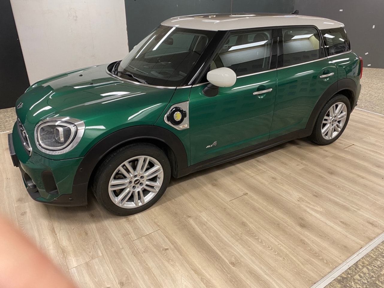 MINI Countryman - Mini 1.5 Cooper S E ALL4 Classic - AutoWereld.nl