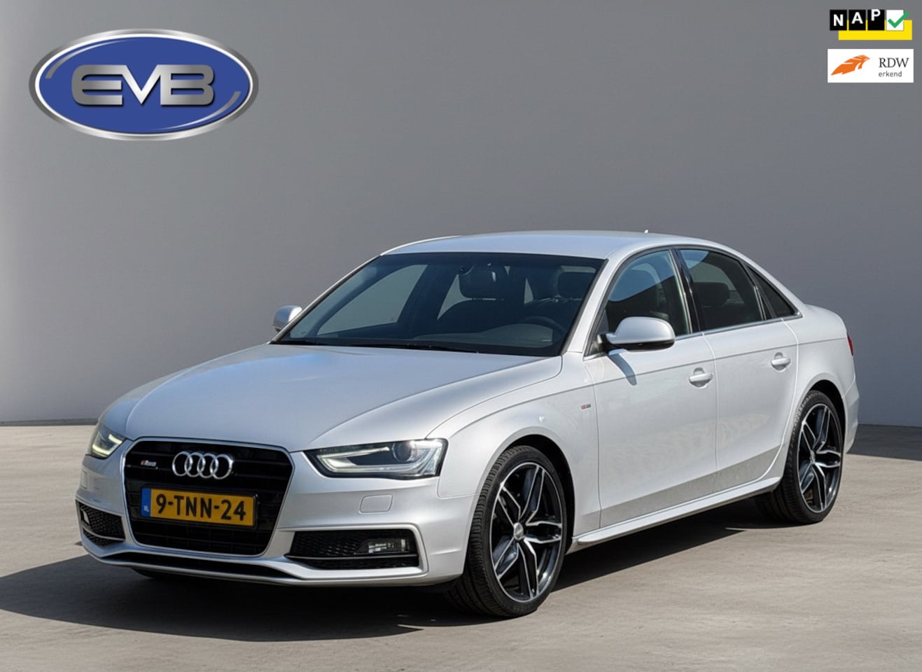 Audi A4 Limousine - 1.8 TFSIe Limited S-lINE, navi, 19 inch, perfecte staat van onderhoud, NL auto met nationa - AutoWereld.nl