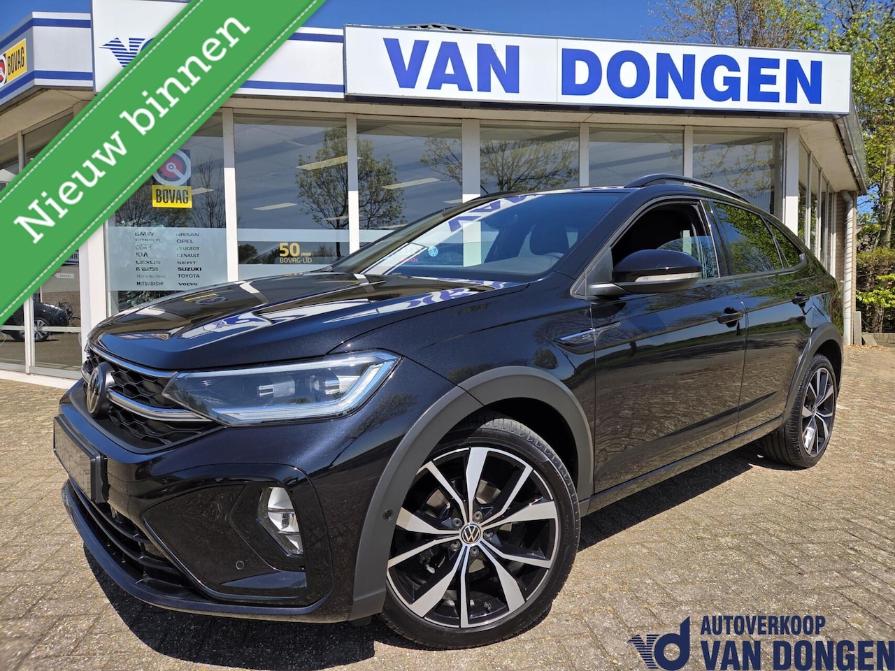 Volkswagen Taigo - 1.0 TSI R-Line Business Automaat | IQ Light / 18" / Virtual / Keyless / Camera / Carplay - AutoWereld.nl