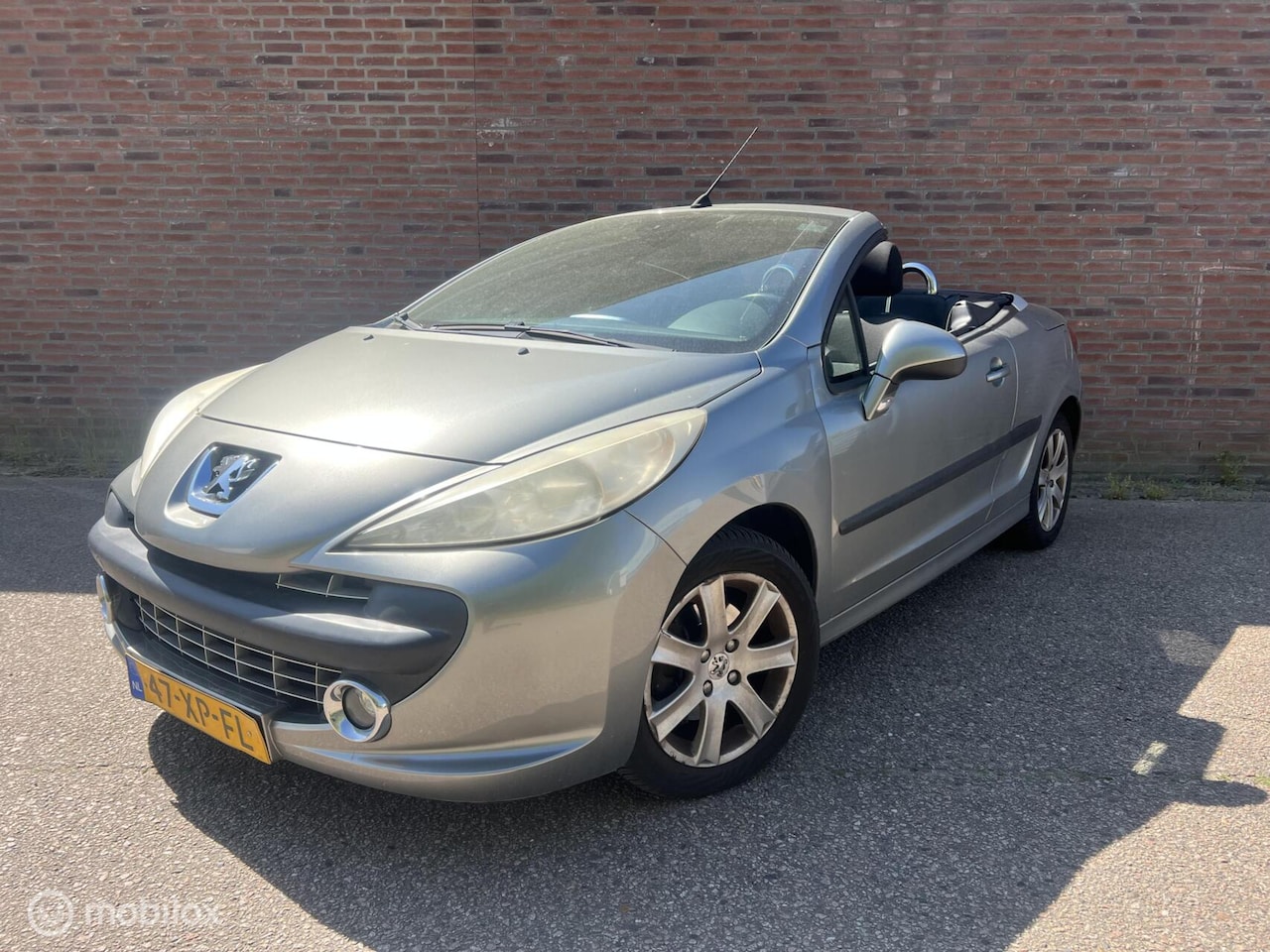 Peugeot 207 CC - 1.6 VTi Première |Koopje |Nap |Airco |Cabrio - AutoWereld.nl