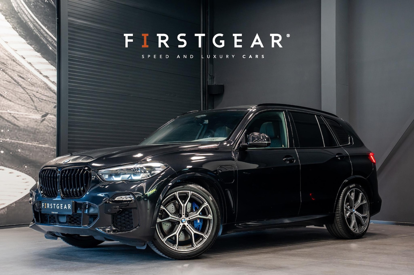 BMW X5 - xDrive45e High Executive *M-Sport / Panorama / Harman-Kardon / Memory / HUD / Surround-vie - AutoWereld.nl