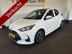 Toyota Yaris - 1.5 Hybrid 115 Business Automaat | Panoramadak | Cruise control | Climate control | Naviga