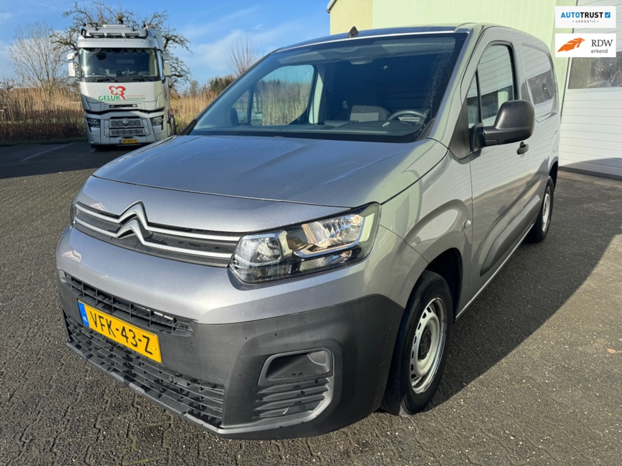 Citroën Berlingo - 1.5 BlueHDI Control Airco Zijdeur - AutoWereld.nl