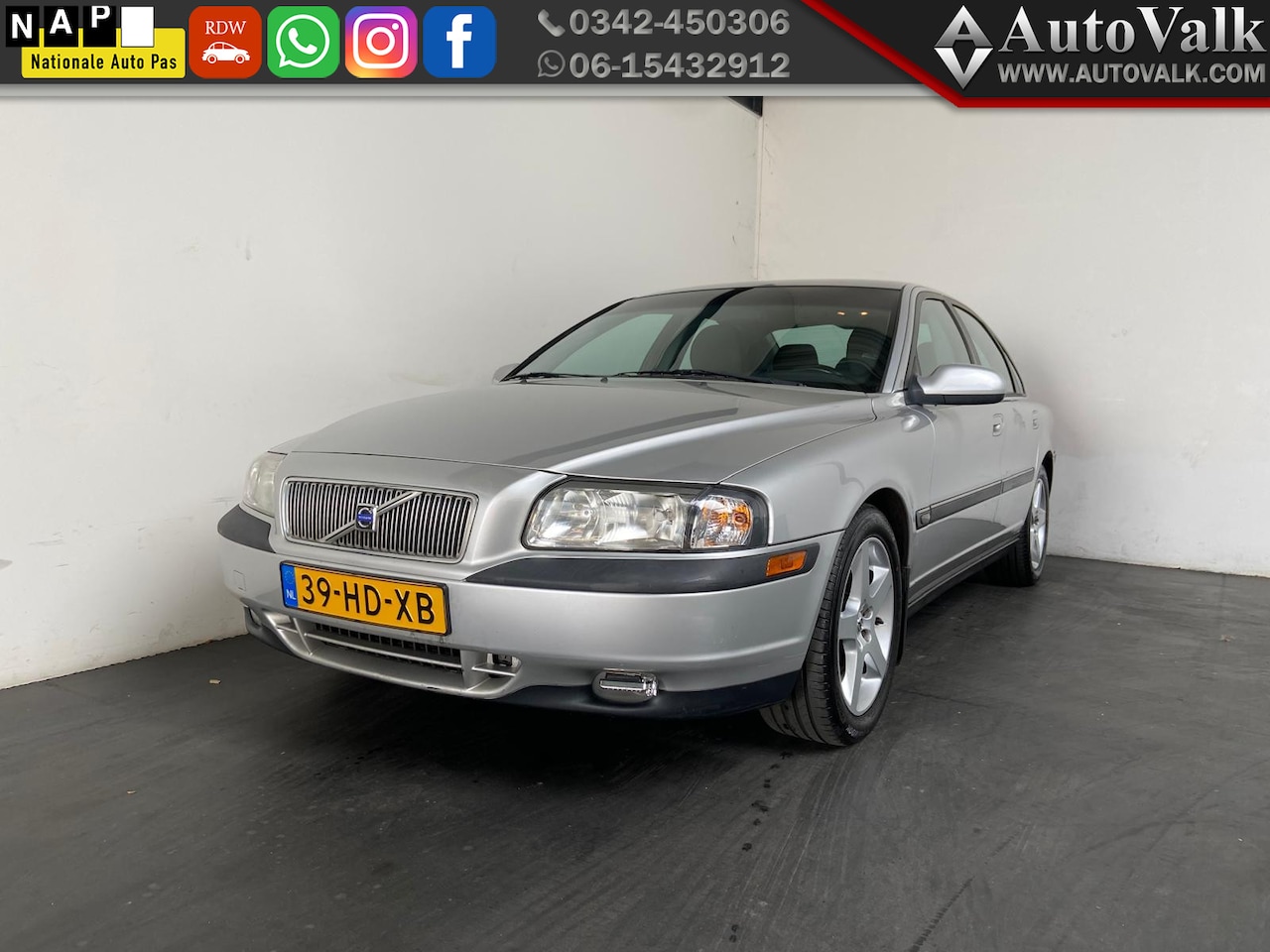 Volvo S80 - 2.4 Comfort. T5. Automaat! - AutoWereld.nl