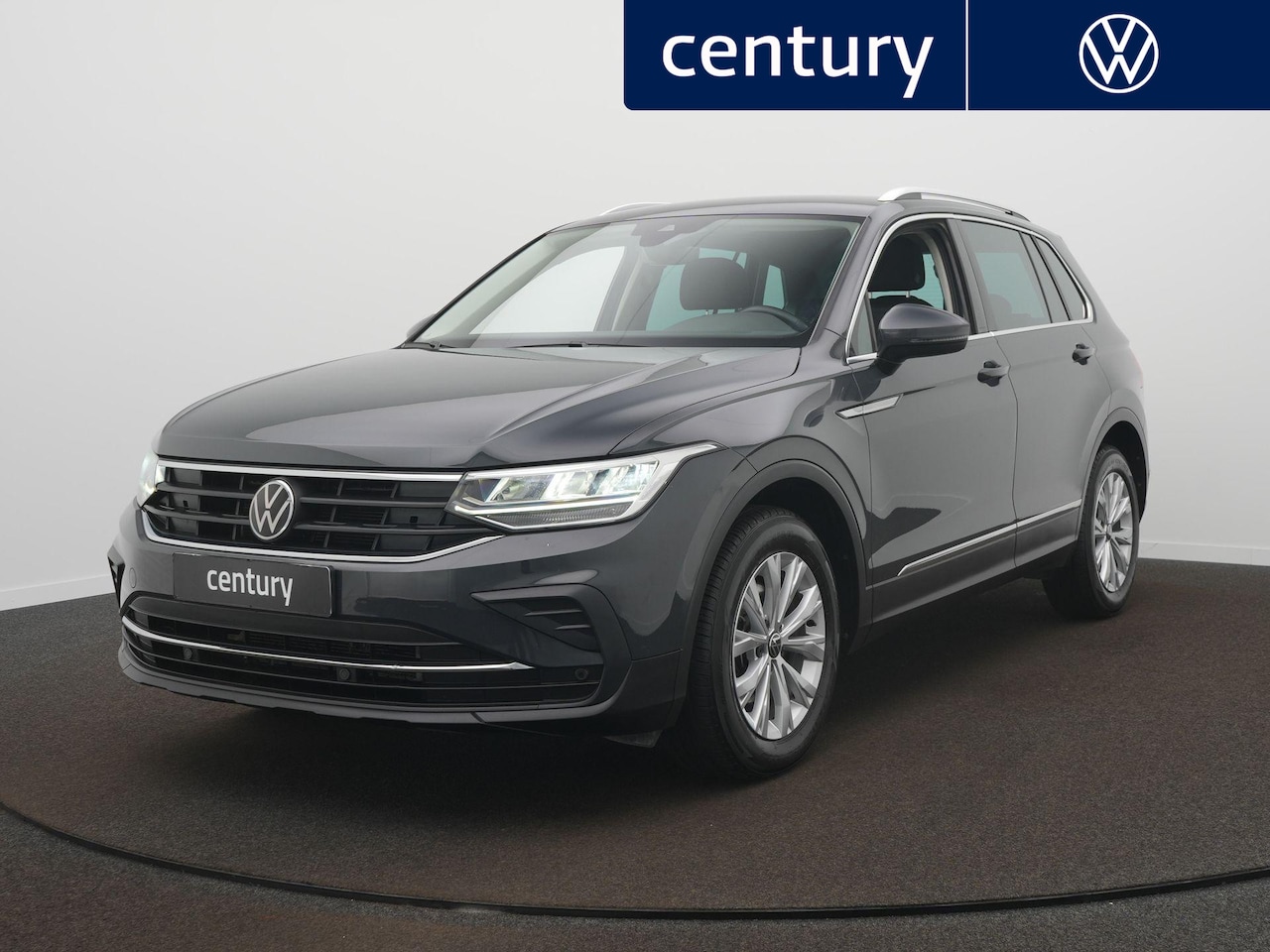 Volkswagen Tiguan - 1.4 TSI eHybrid Life Adaptive cruise / App-Connect / Parkeersensoren - AutoWereld.nl